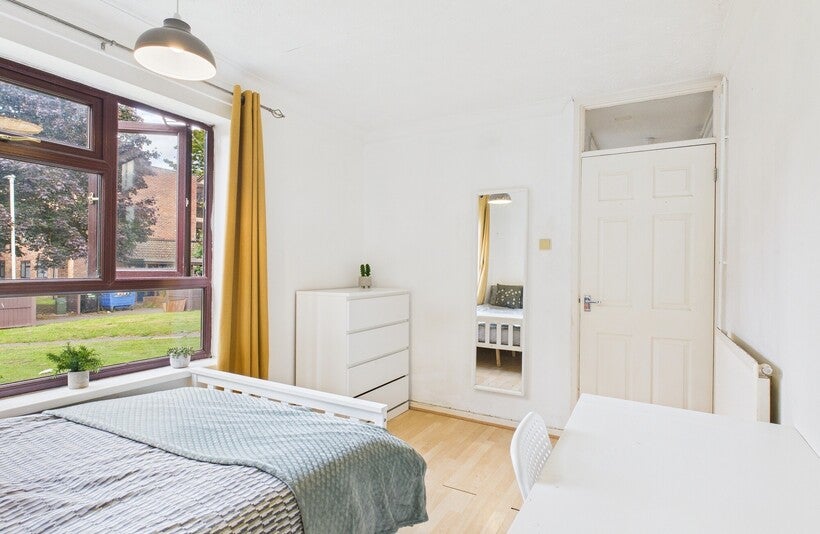 Room Kings Lane in Norwich