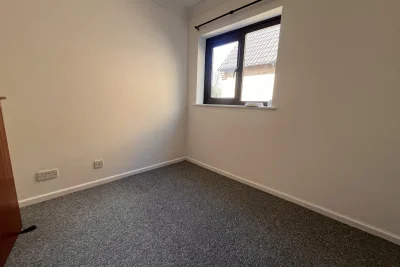 Flat Roswell View in Ely