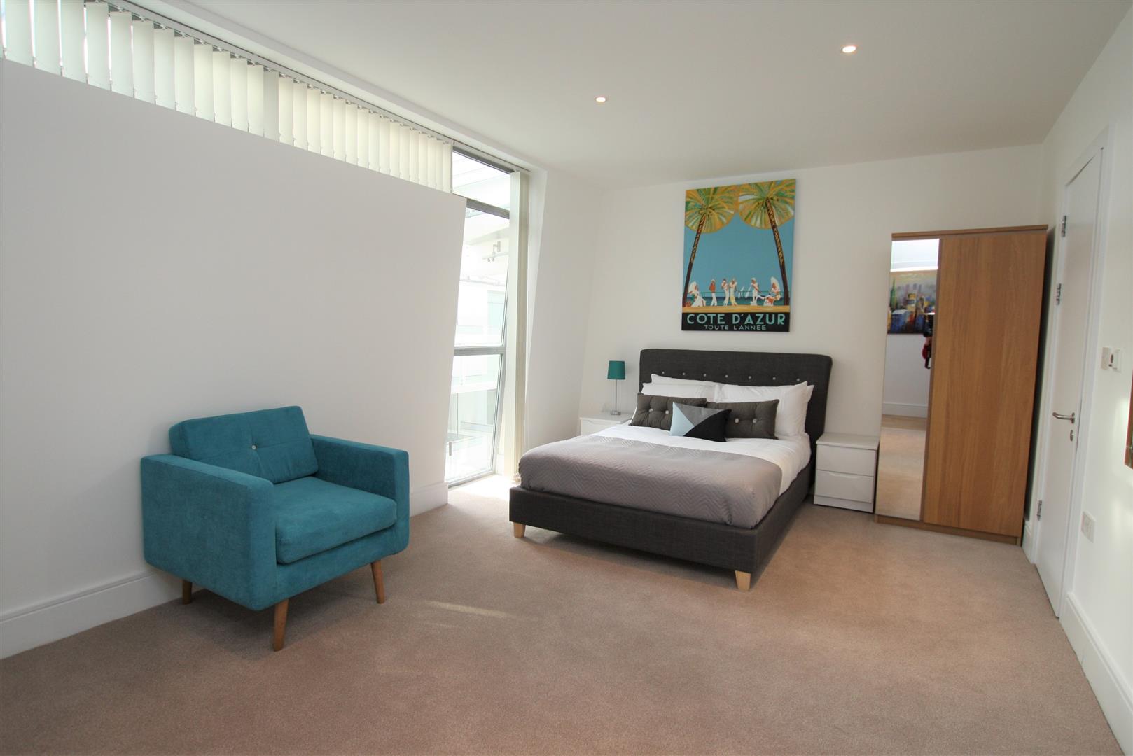 Flat Whitworth Street West in Manchester