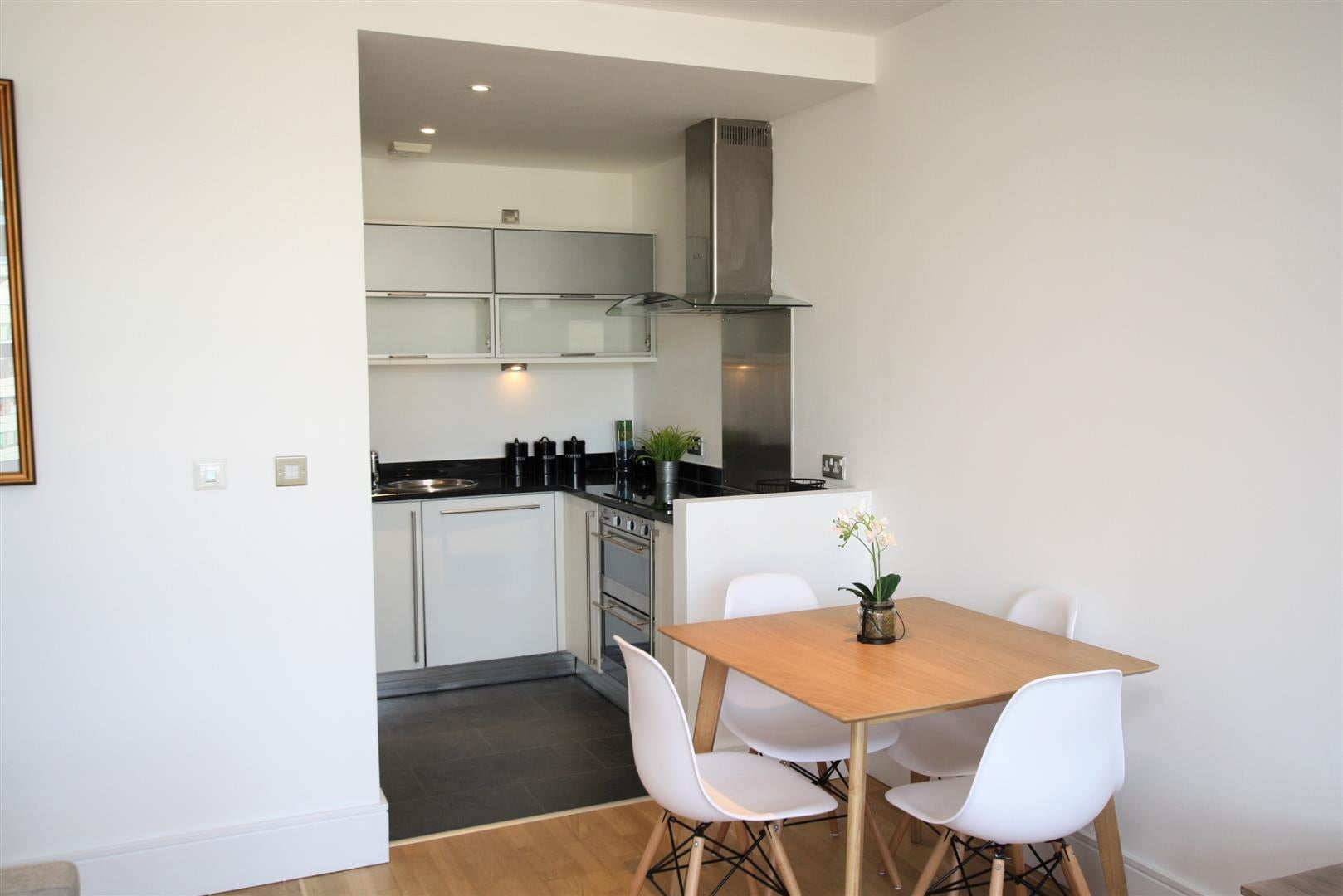 Flat Whitworth Street West in Manchester