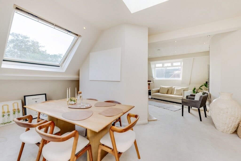 Flat Lindfield Gardens in Greater London
