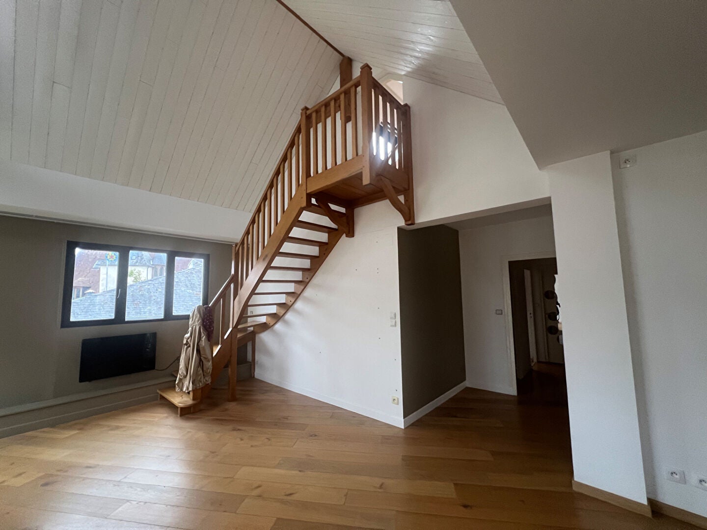 Flat Rue Jean Desveaux in Nevers
