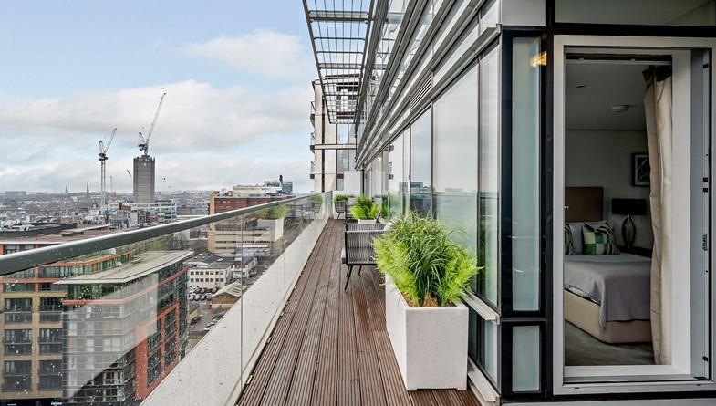 Flat Merchant Square in City of Westminster