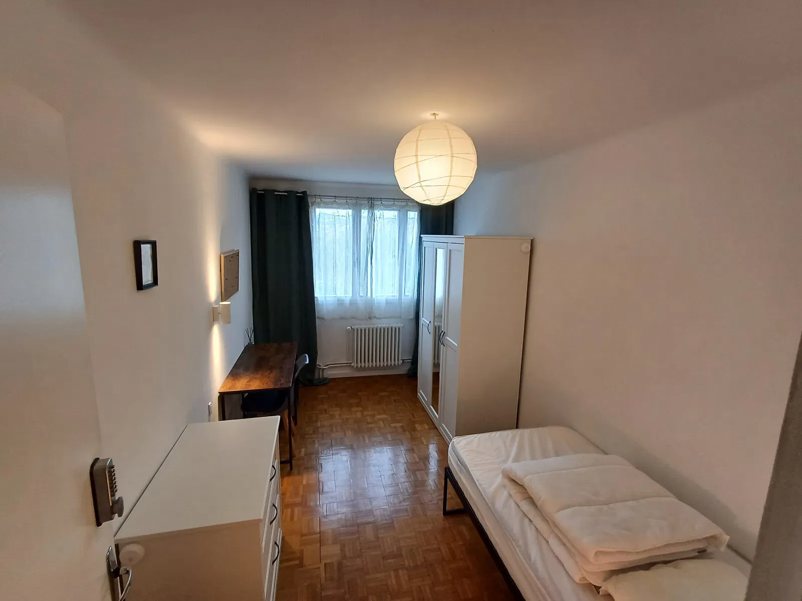 Chambre Rue Parmentier à Saint-Maur-des-Fossés
