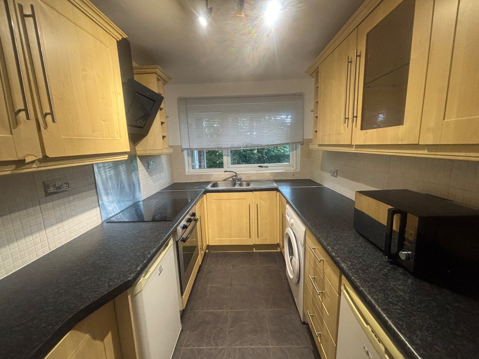 Flat Newton Garth in Leeds
