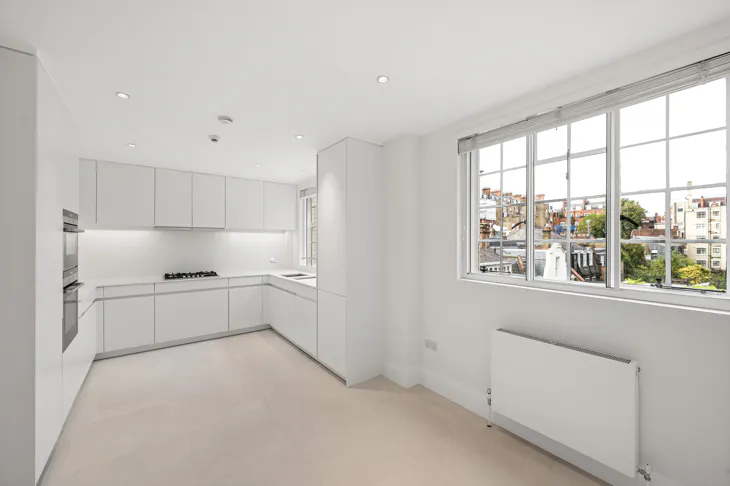 Flat Sloane Street in Greater London