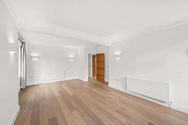 Flat Sloane Street in Greater London