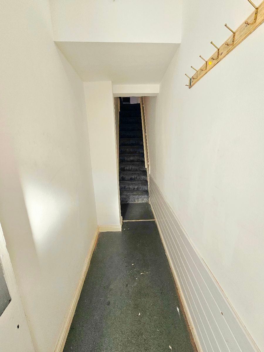 Flat Broom Lane in Manchester