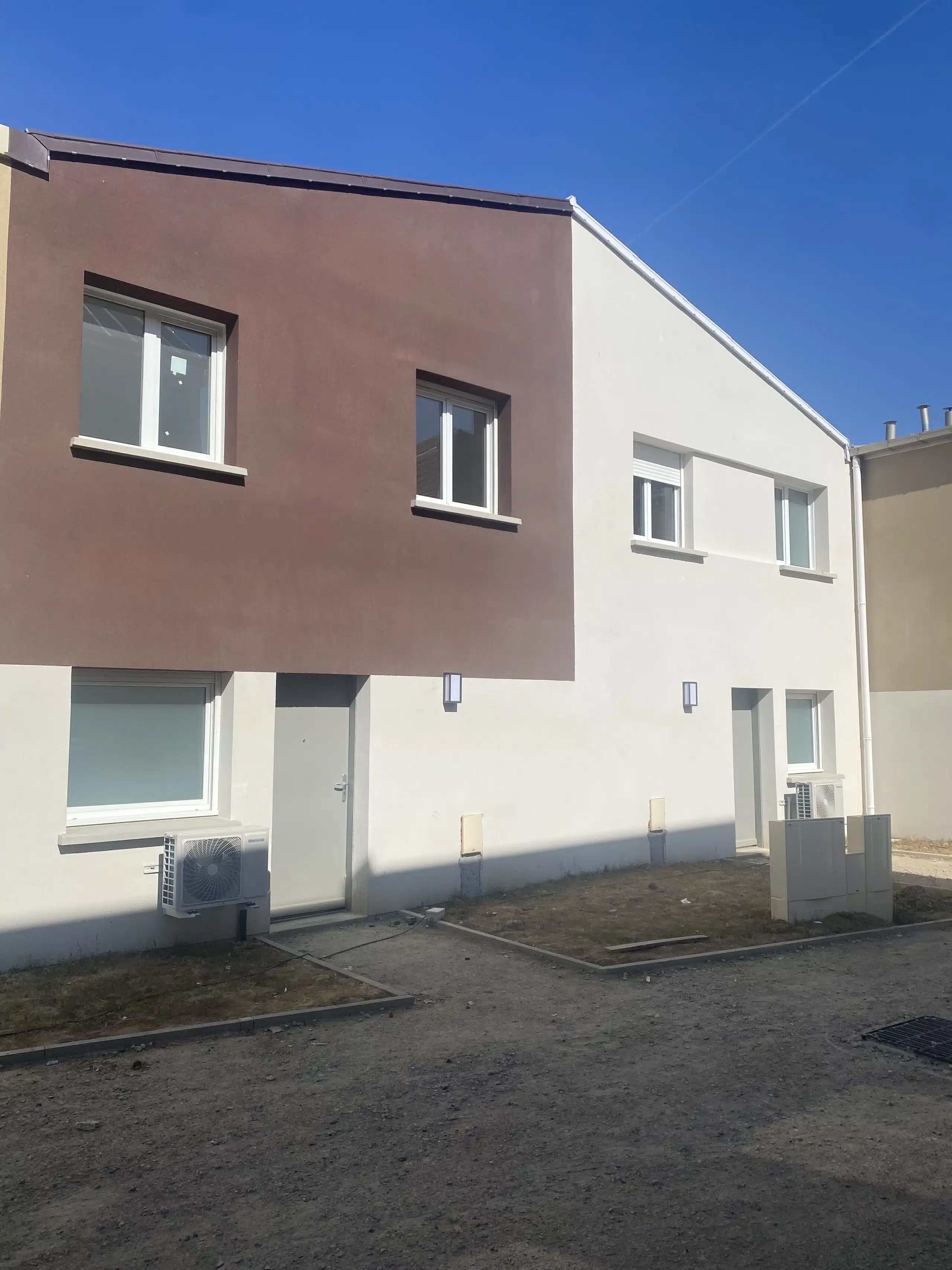 House Rue de Varennes in Varennes-sur-Seine