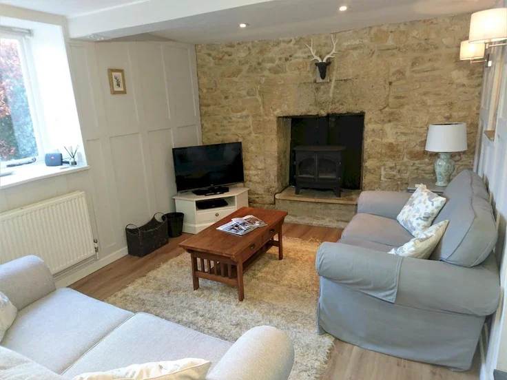 House Chapel Street in Cotswold District