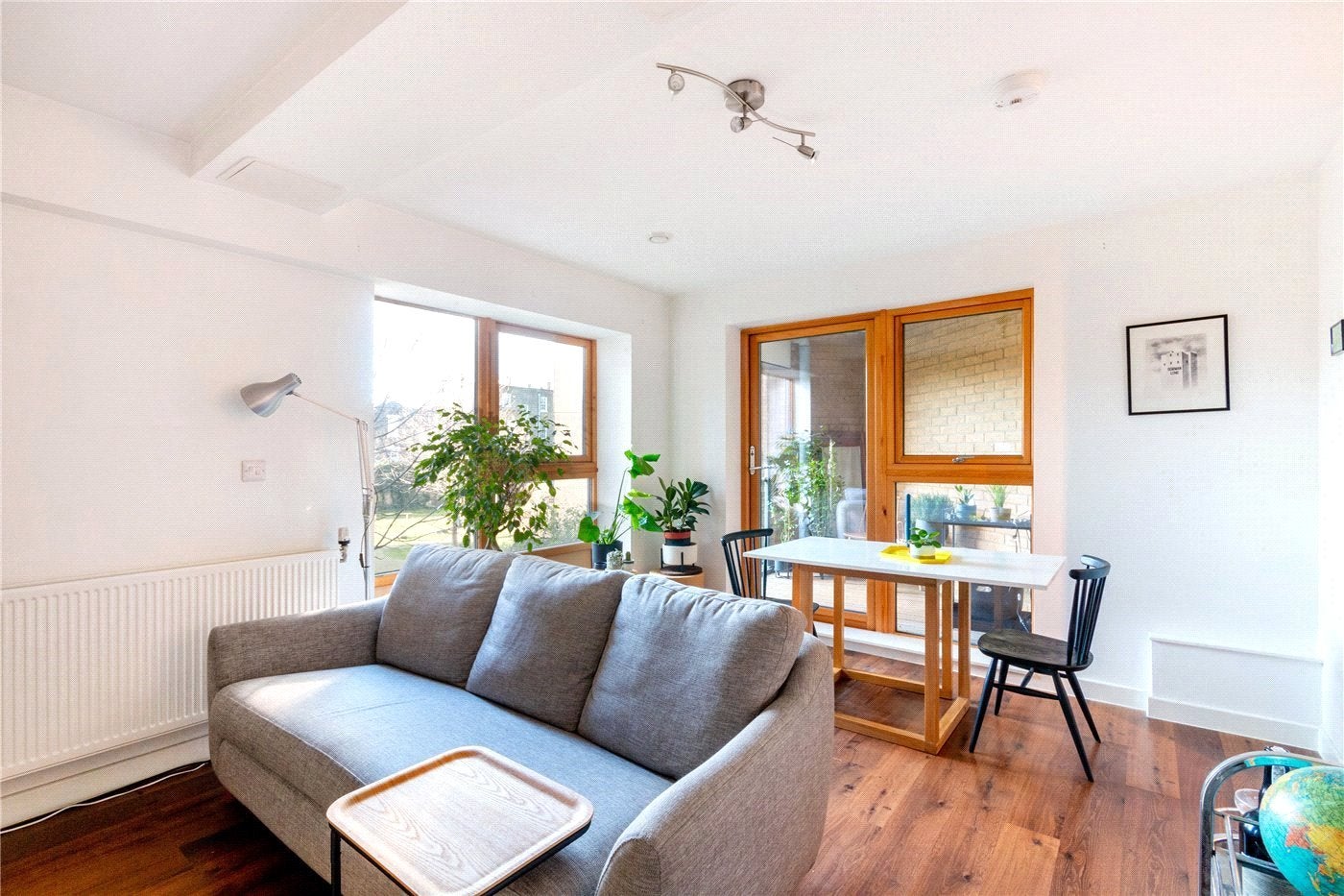 Flat Heathfield Court in Greater London