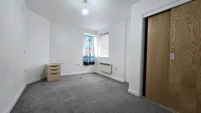 House Hainault Road in Greater London