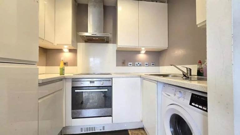 House Hainault Road in Greater London