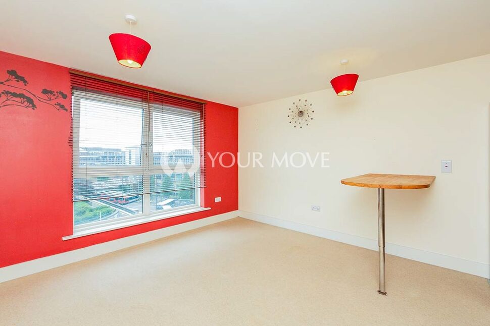 Flat Alençon Link in Basingstoke and Deane