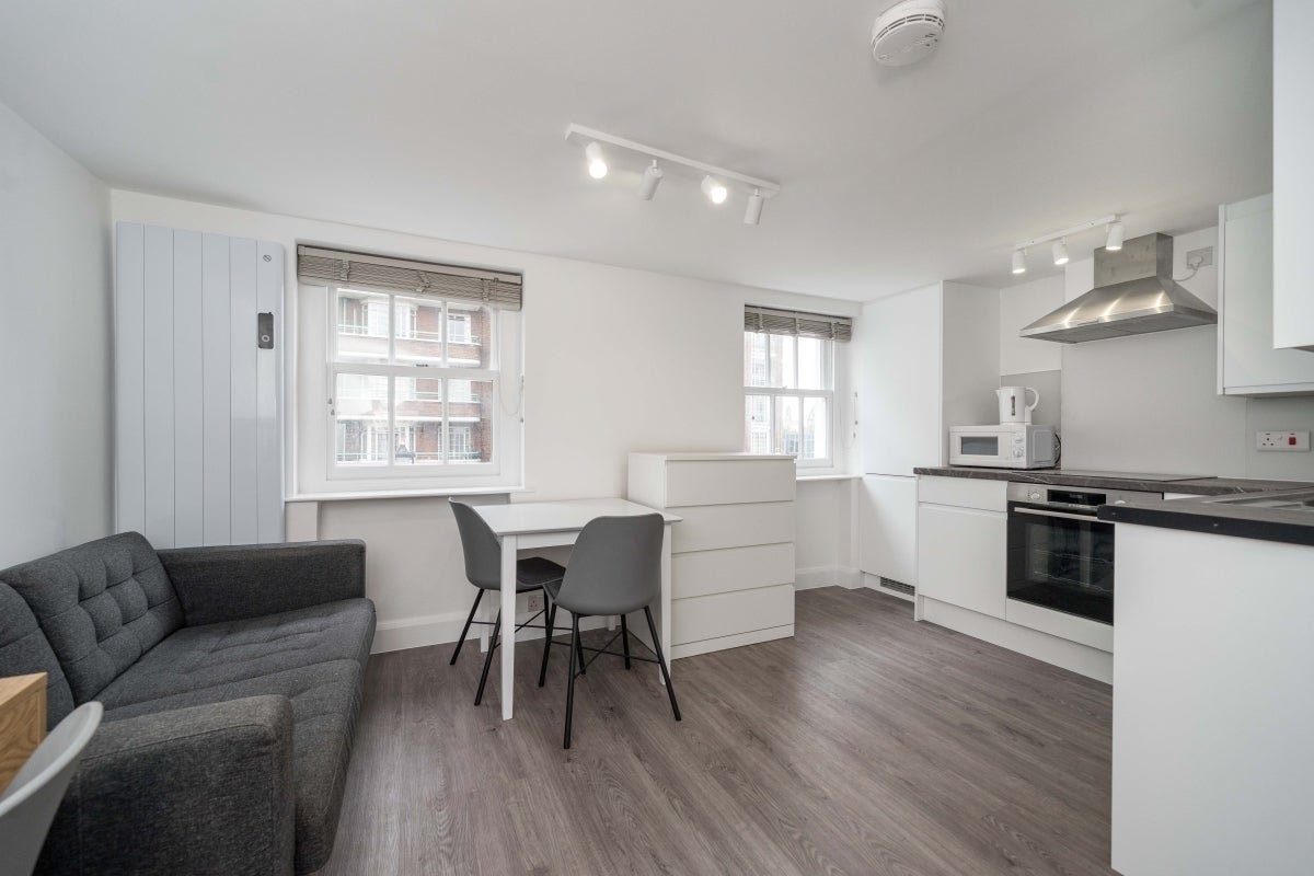 Flat Dorset Square in City of Westminster