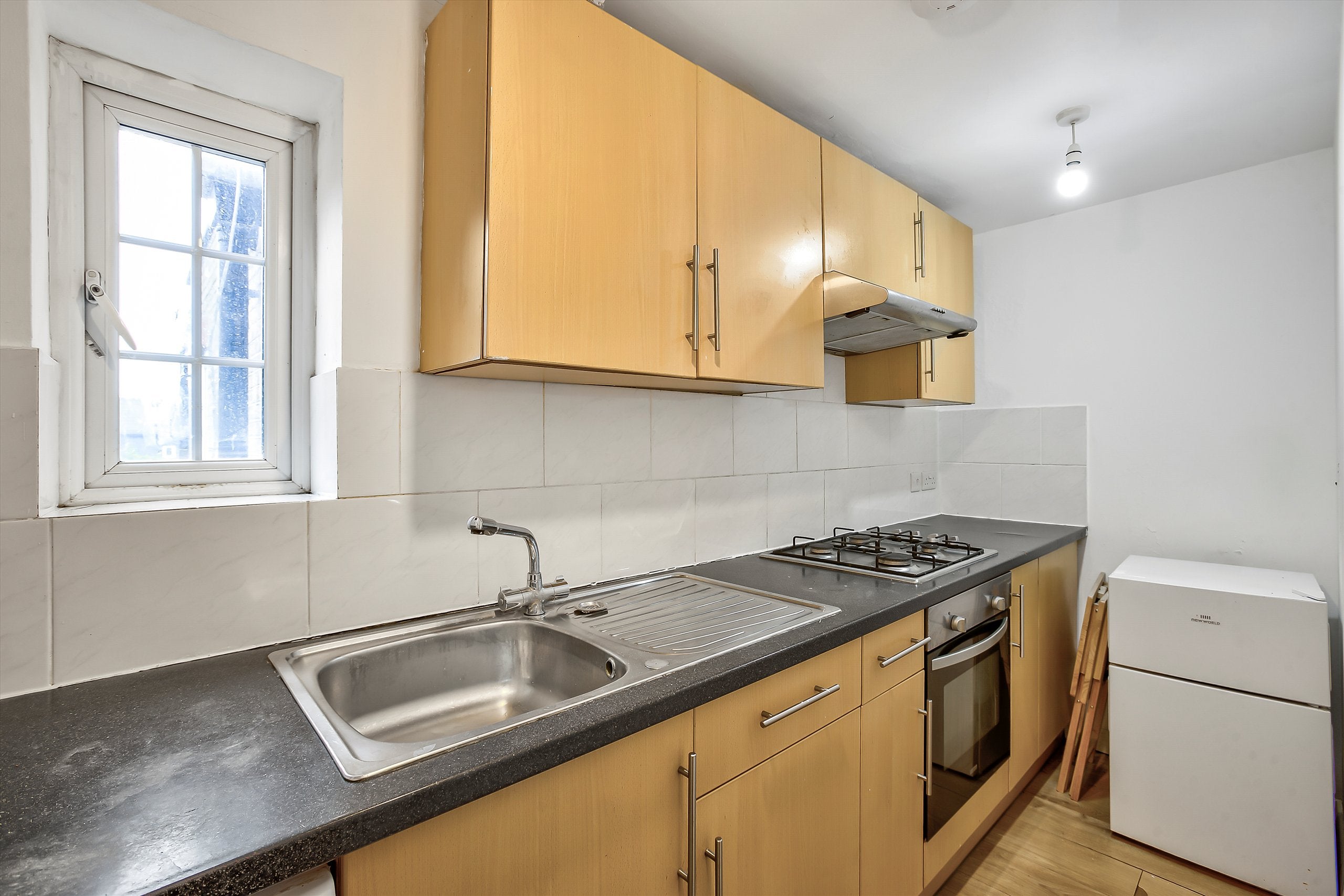 Flat Uxbridge Road in Greater London