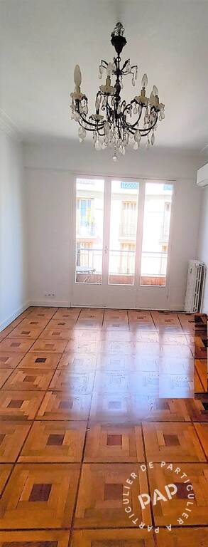 Flat Avenue du Roi Robert in Nice