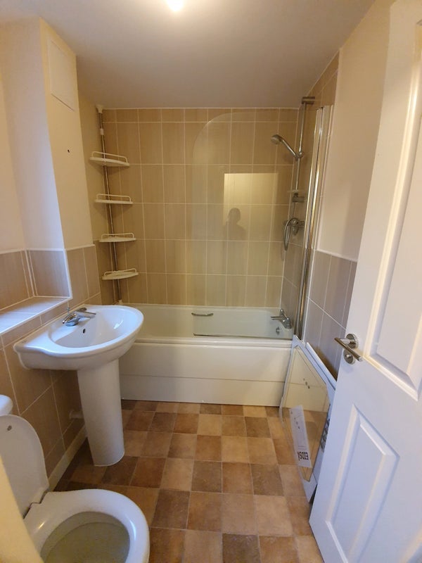 Room Wordsworth Road in Bristol