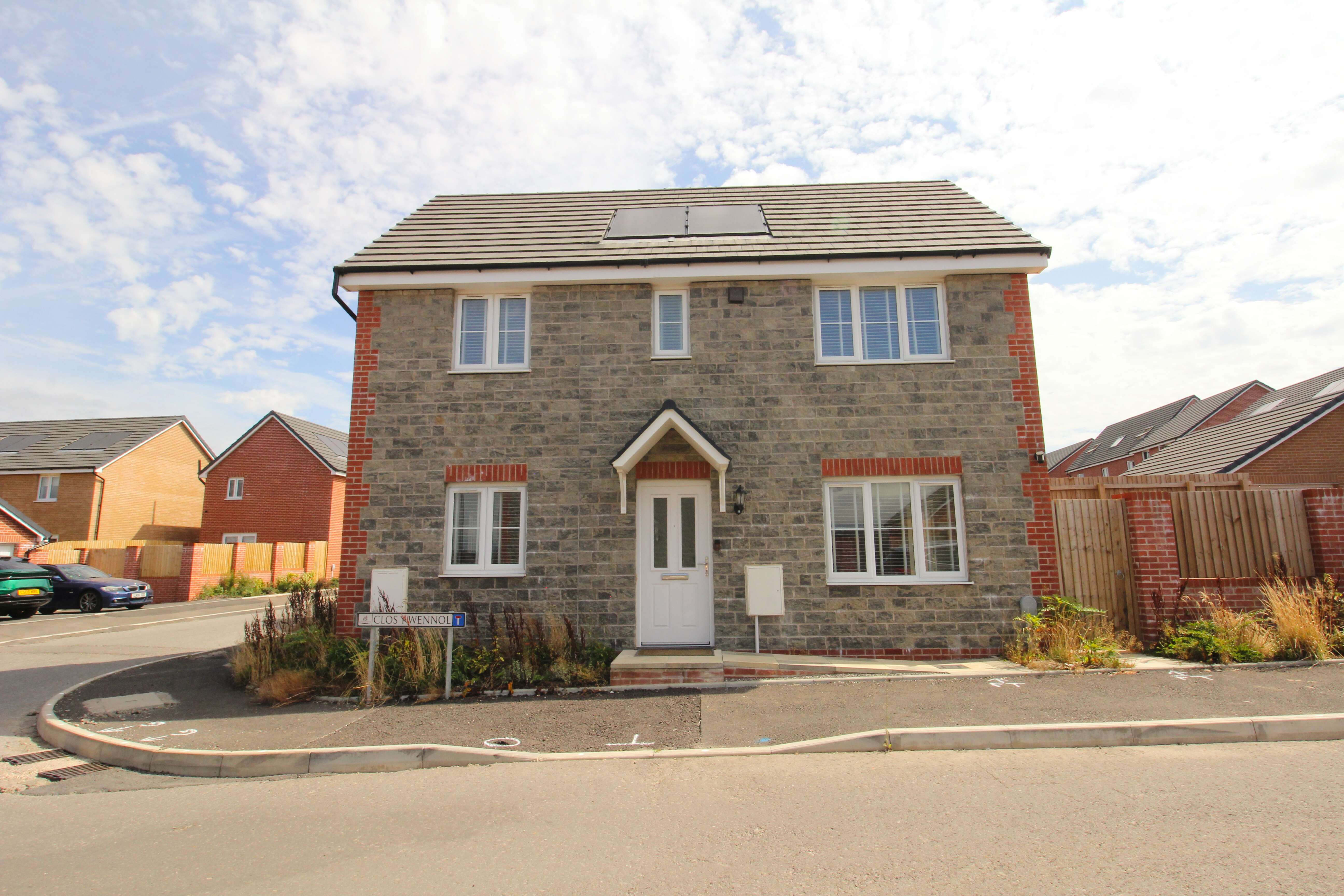 House Heol Y Drudwy in Bryncae