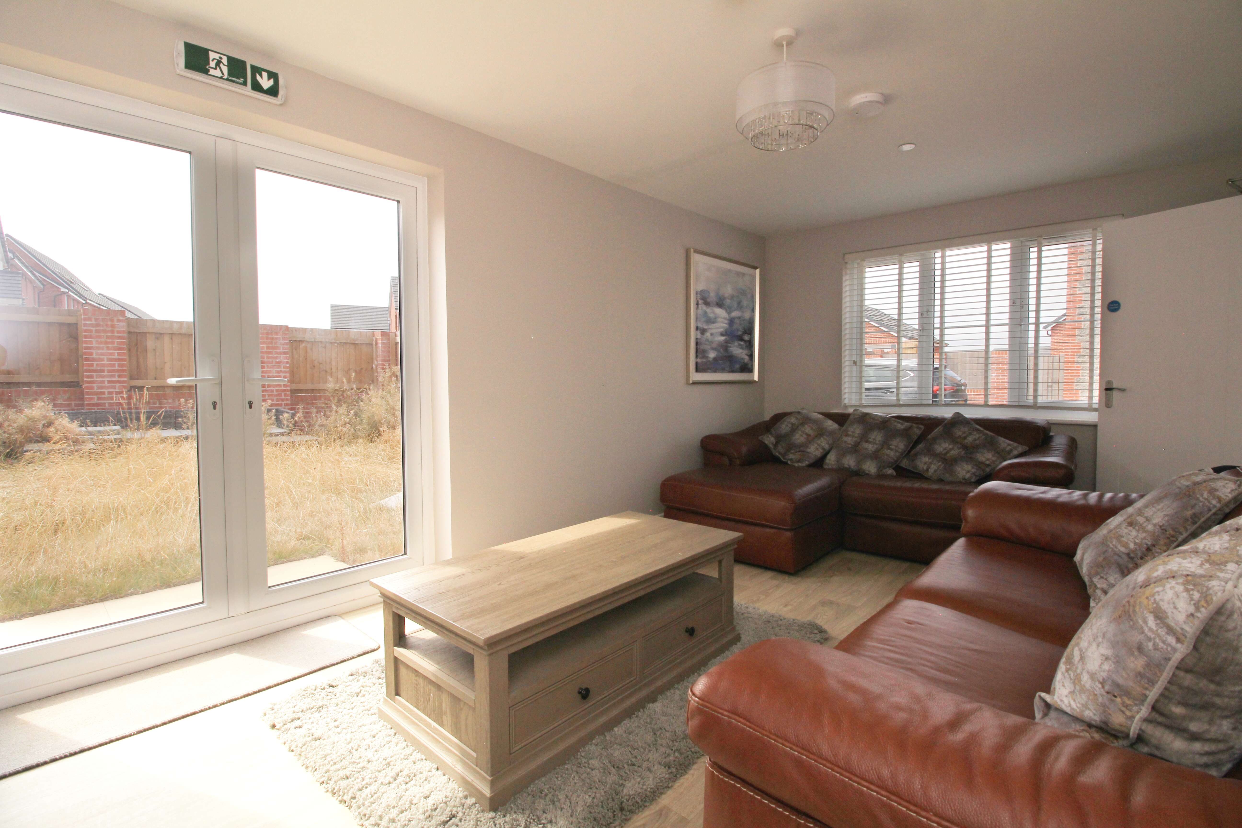House Heol Y Drudwy in Bryncae