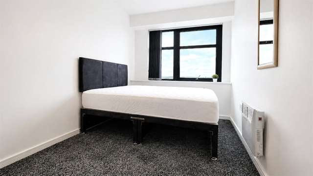 Flat Newhall Street in Birmingham
