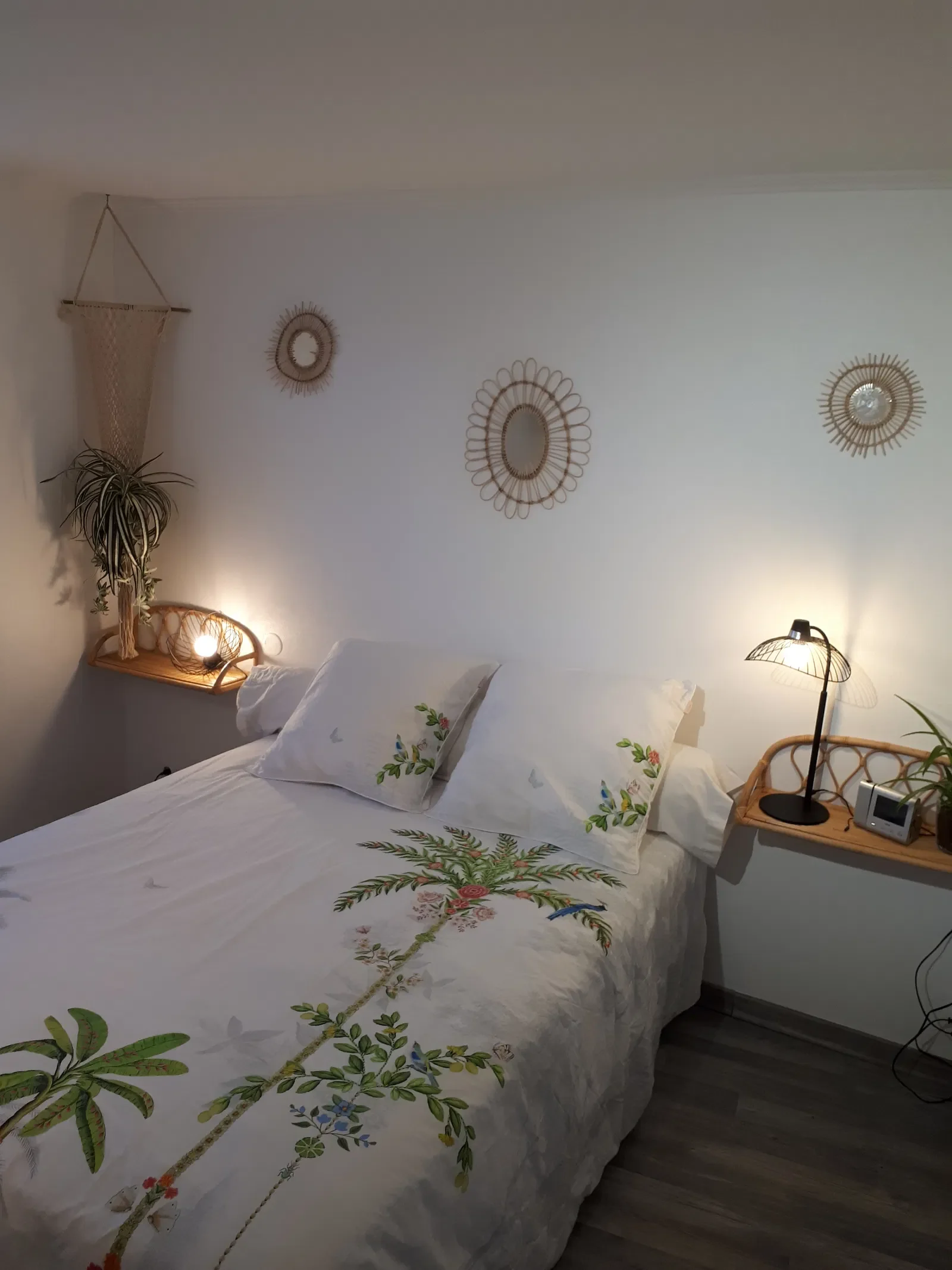 Room Avenue du 11 Novembre in Tallard