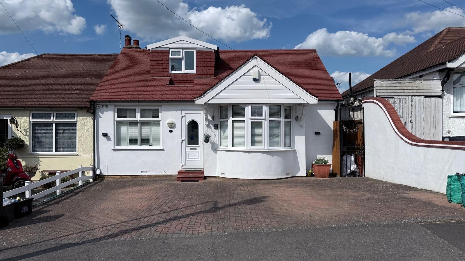 House Cottesmore Avenue in Greater London