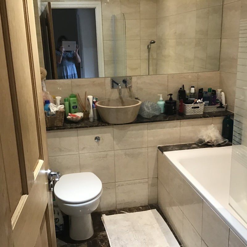 Room Brants Walk in Greater London