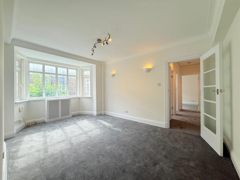 Flat Logan Place in Greater London