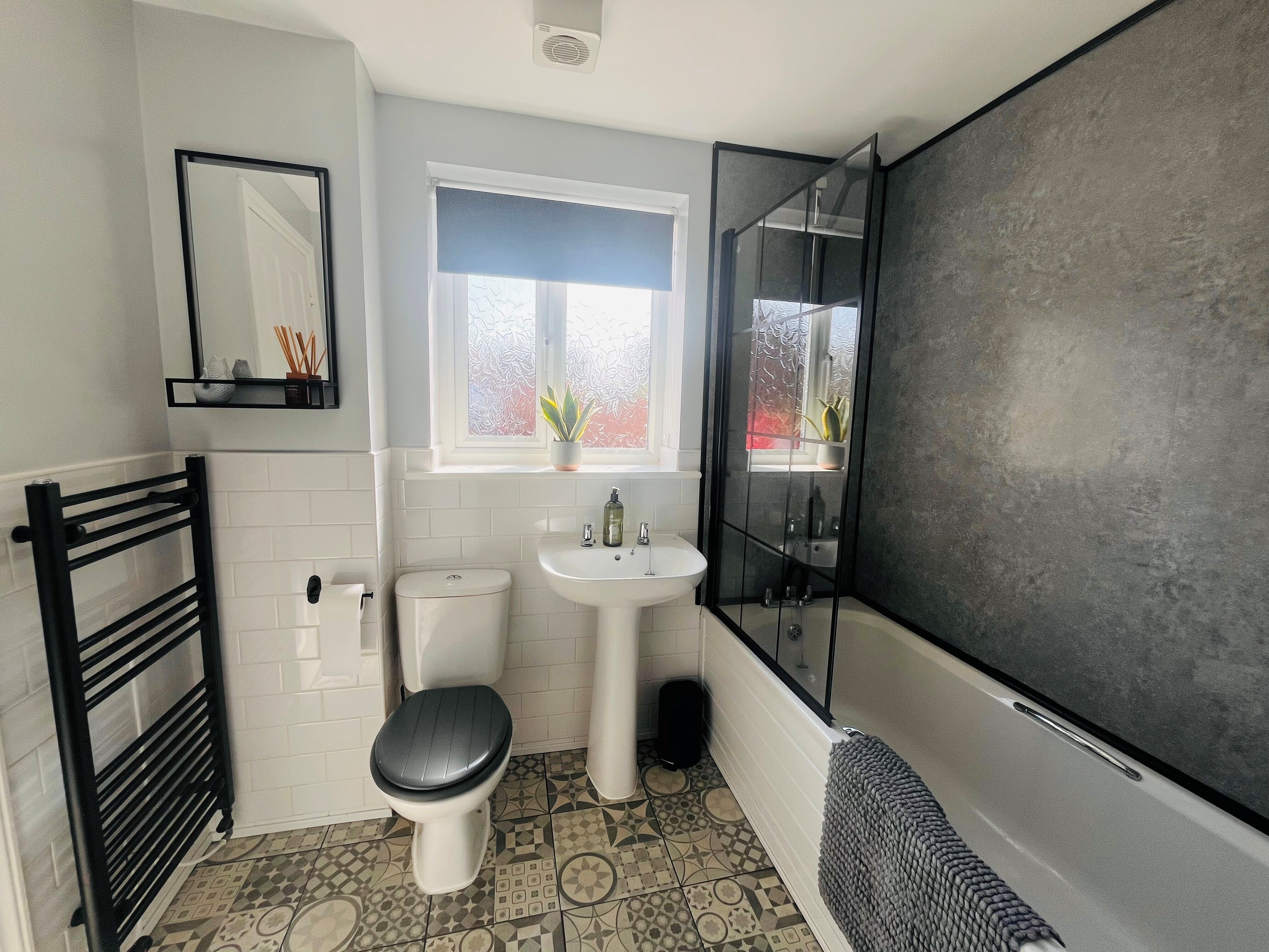 Flat Wylam Close in North East Derbyshire