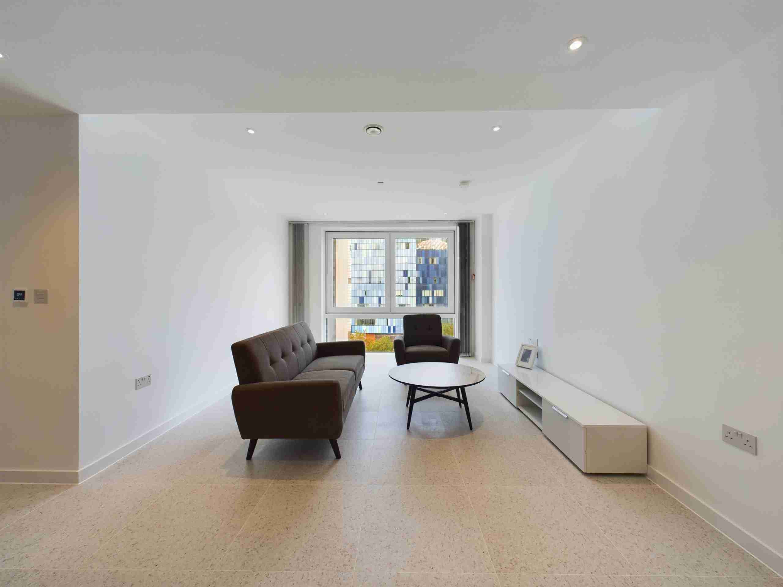 Flat Cendal Crescent in Greater London