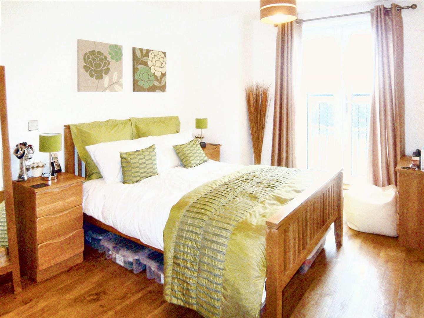 Flat Felsted in Milton Keynes
