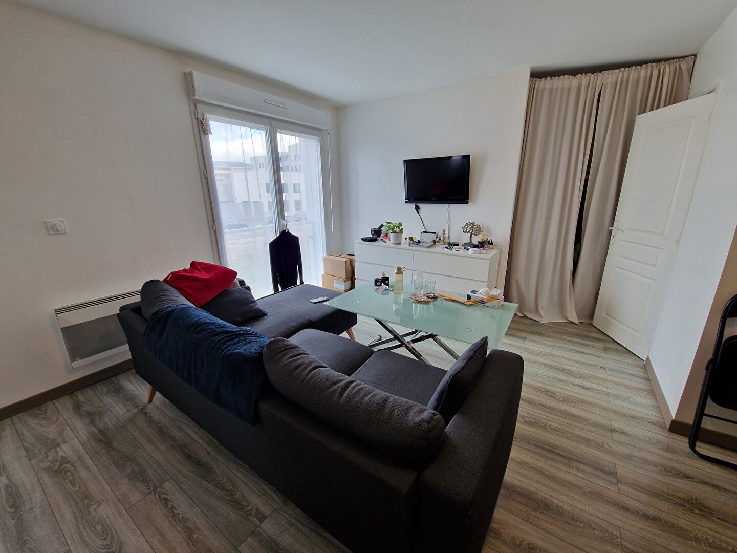 Flat Place Jean Nouzille in Caen