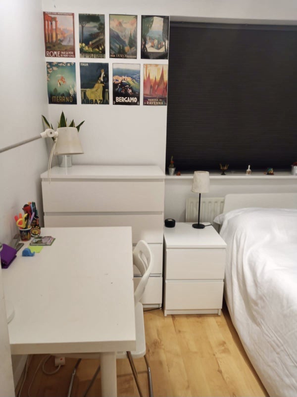 Room Elm Road in Greater London