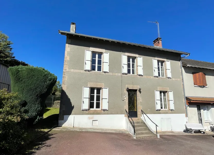 Appartement Avenue de Maison Rouge à Bonnac-la-Côte