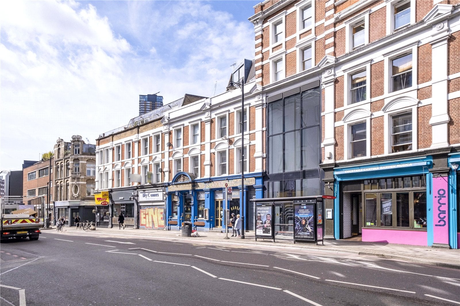 Flat Shoreditch High Street in Greater London
