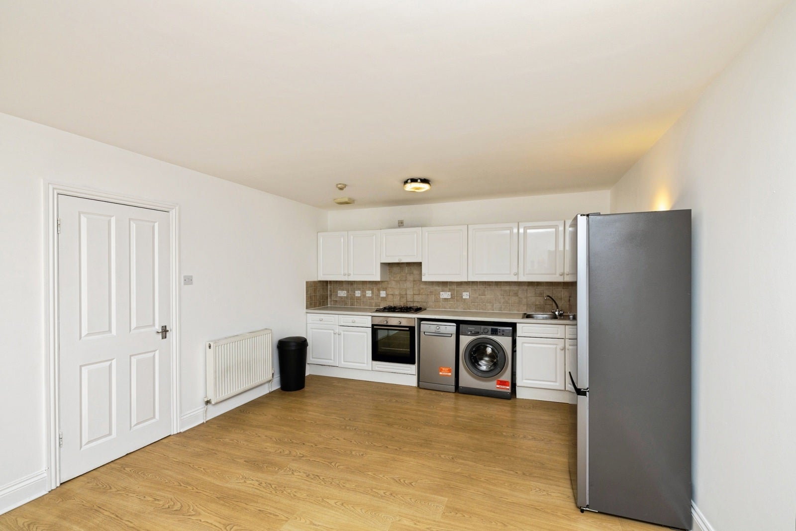 Flat Shoreditch High Street in Greater London