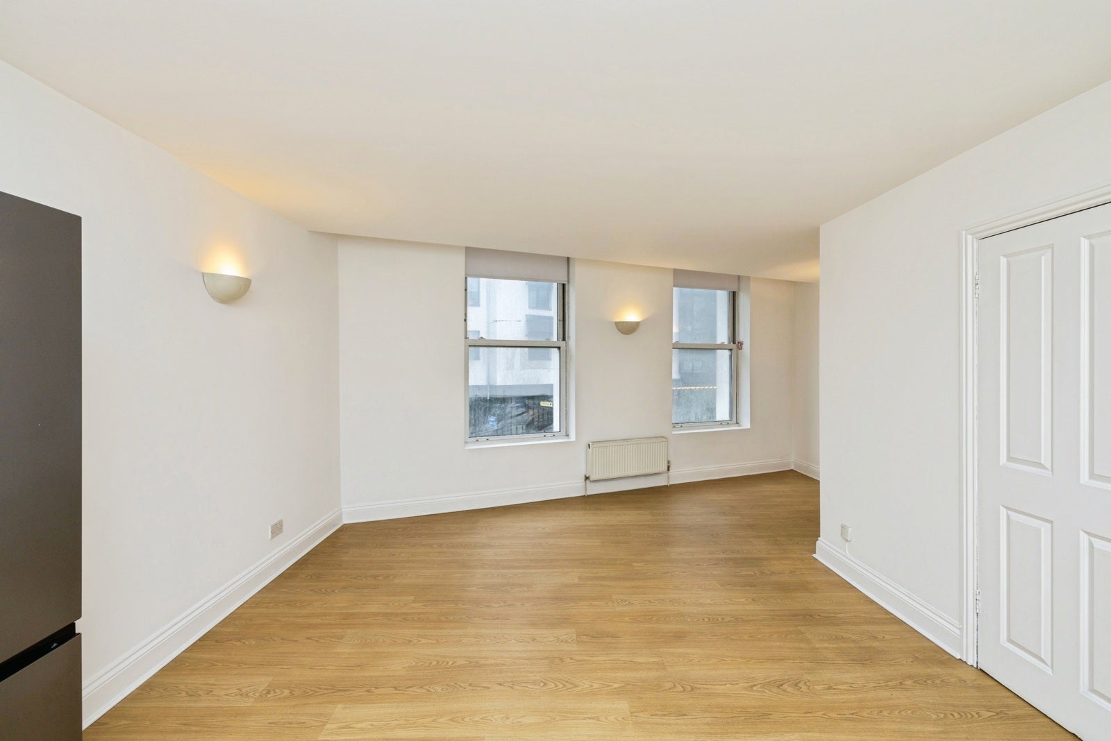 Flat Shoreditch High Street in Greater London