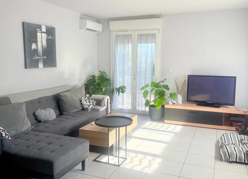 Appartement Route des Trois Lucs à La Valentine à Marseille