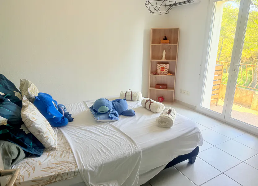 Appartement Route des Trois Lucs à La Valentine à Marseille