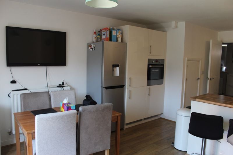 Room Diamond Drive in South Oxfordshire