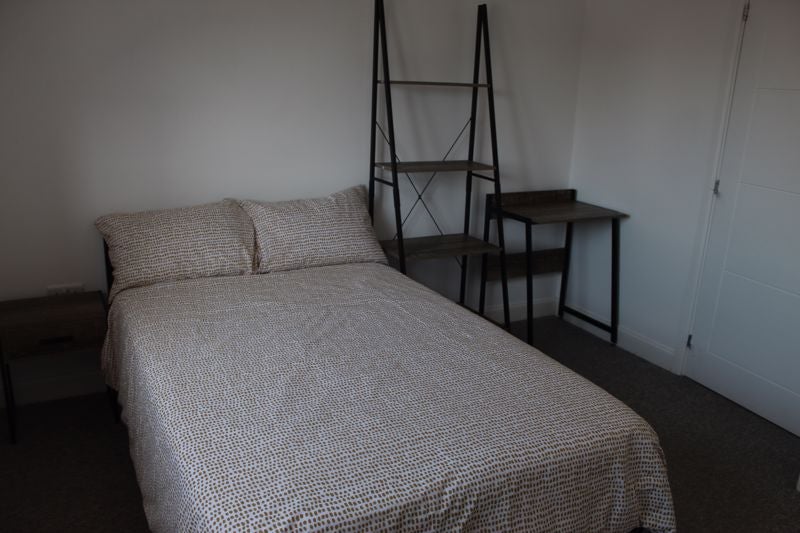 Room Diamond Drive in South Oxfordshire
