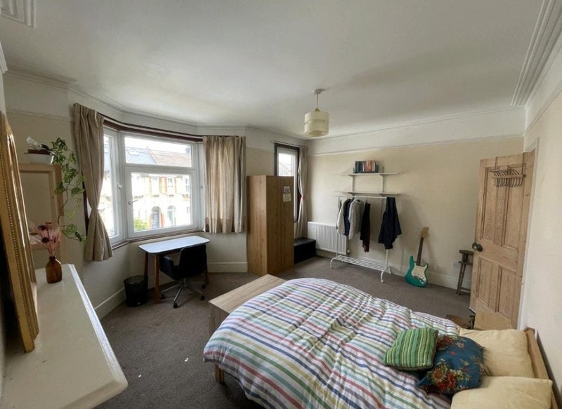 Room Hawstead Road in Greater London