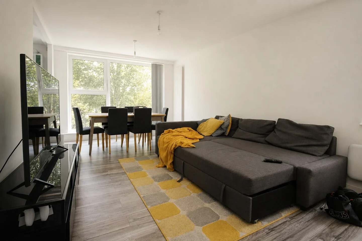 Flat Winchester Road in Greater London