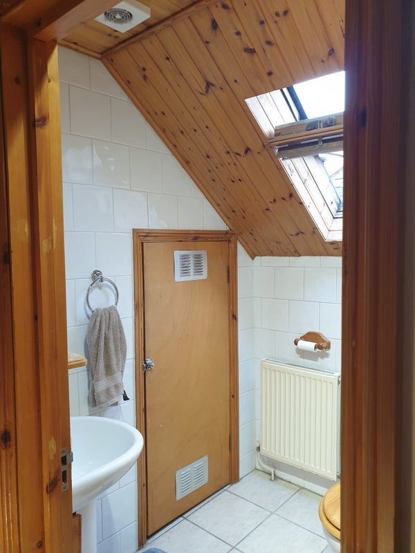 Room Broadhurst Gardens in Greater London