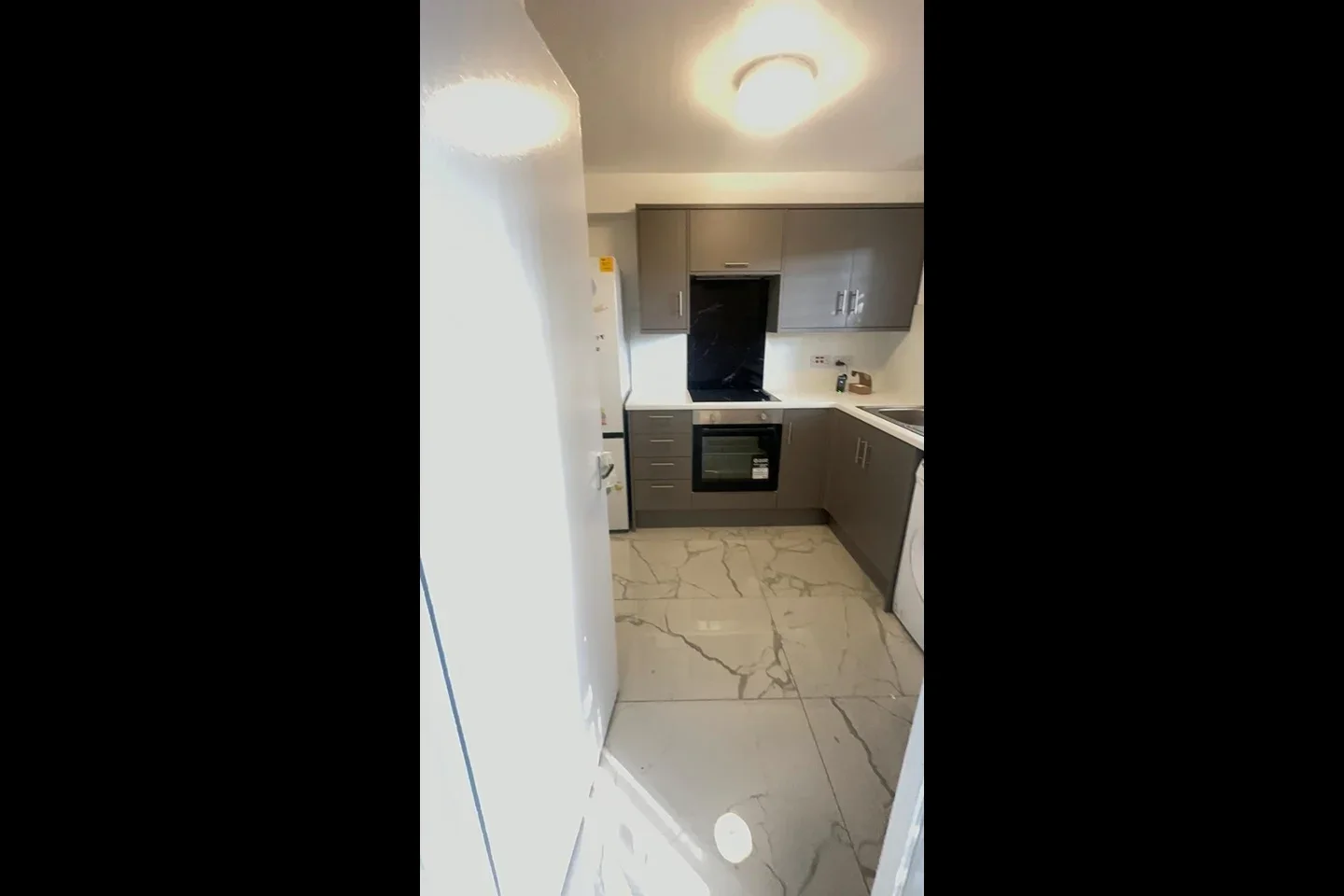 Flat Gurney Close in Greater London