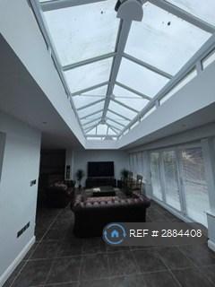 House New Hampshire Close in Great Sankey