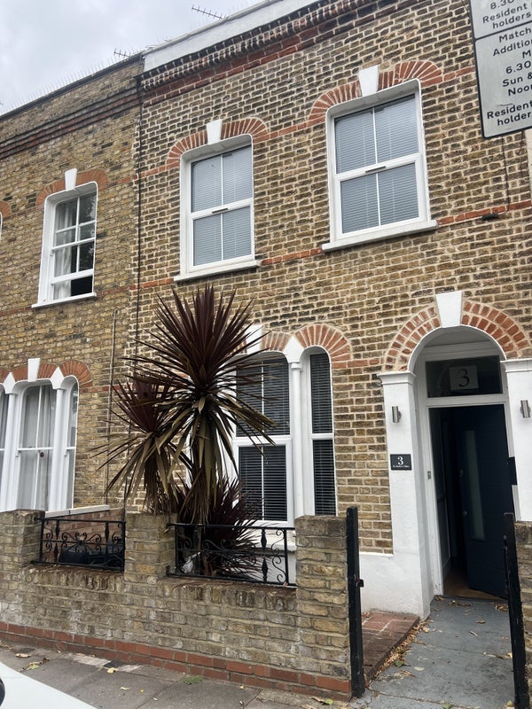 Room Moray Road in Greater London