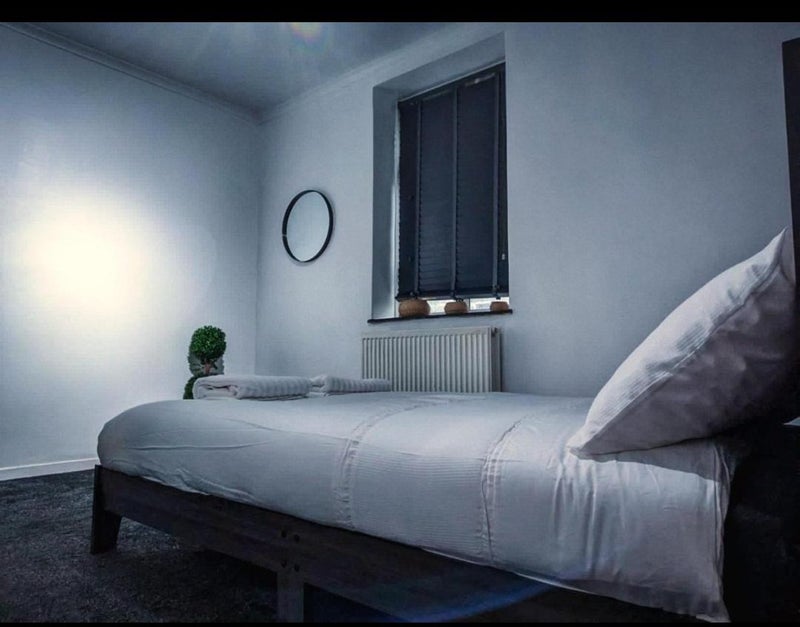 Room Powis Road in Greater London