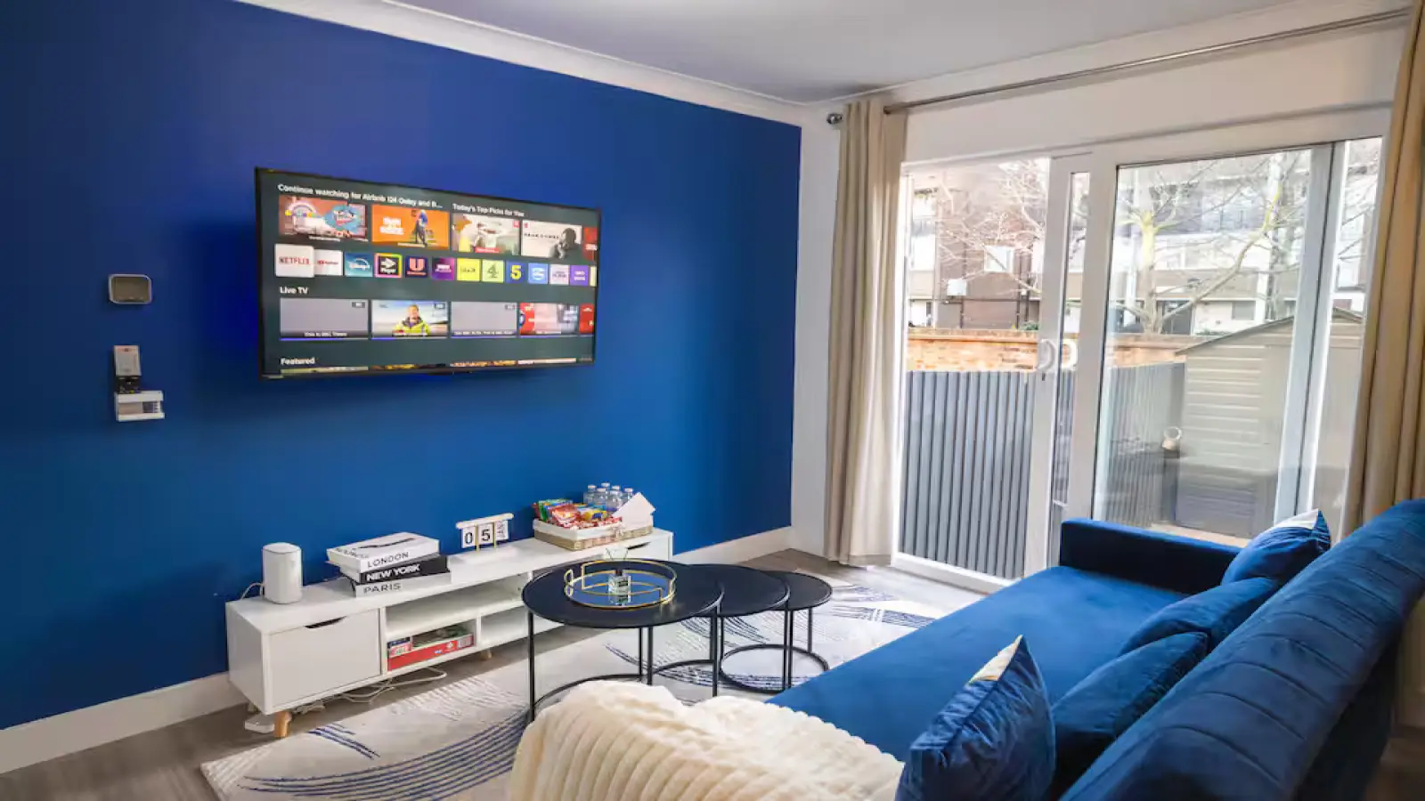 Flat Oxley Close in Greater London